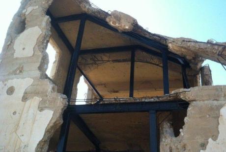 תימוך באמצעות עוגנים לתקרה שהתמוטטה